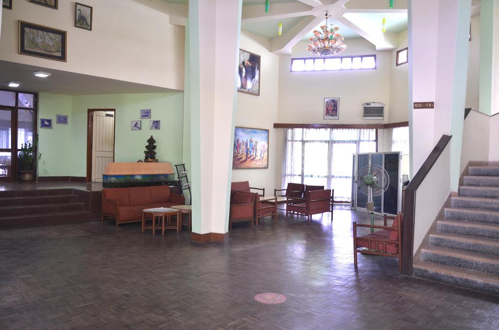 Hotel Bharatpur Ashok Bagian luar foto