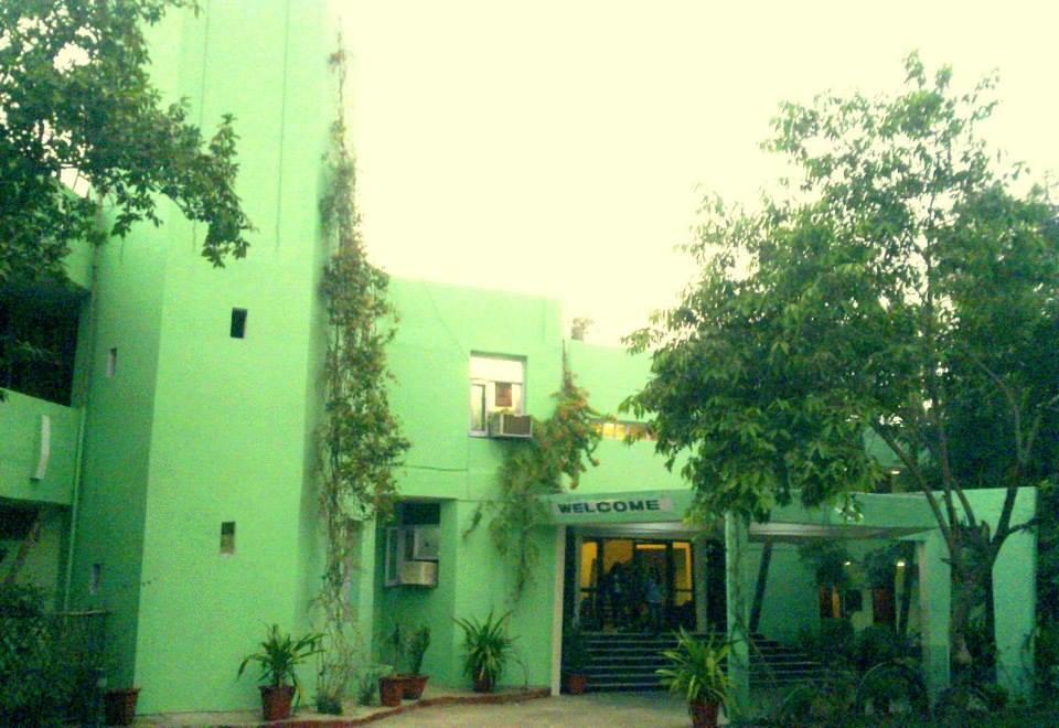 Hotel Bharatpur Ashok Bagian luar foto